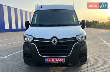 Вантажний фургон Renault Master 2022 в 