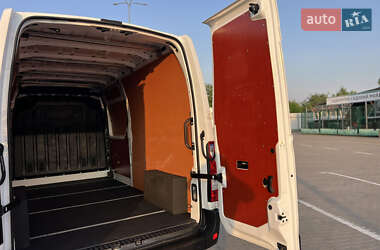 Вантажний фургон Renault Master 2022 в 
