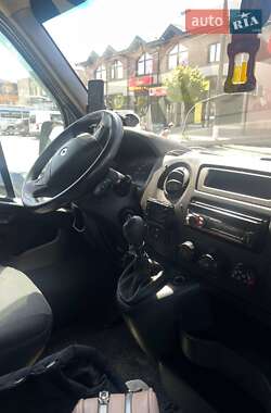 Микроавтобус Renault Master 2011 в 