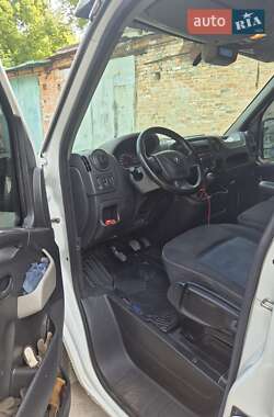 Эвакуатор Renault Master 2013 в 
