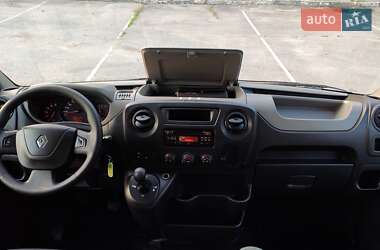 Грузовой фургон Renault Master 2017 в 