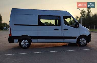 Грузовой фургон Renault Master 2017 в 
