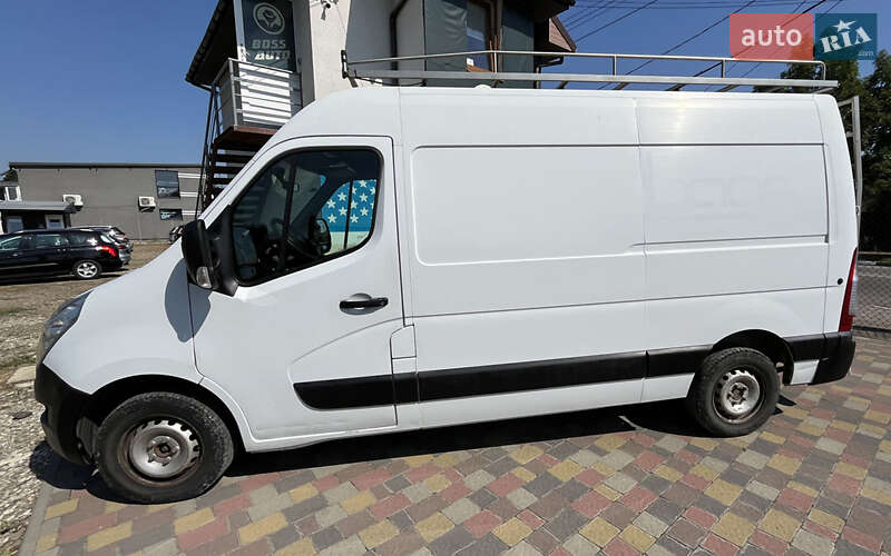 Вантажний фургон Renault Master 2012 в Стрию
