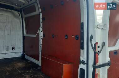 Грузопассажирский фургон Renault Master 2014 в 