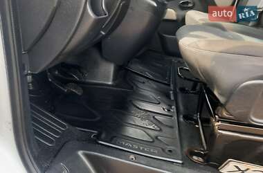 Грузопассажирский фургон Renault Master 2014 в 