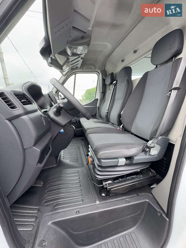 Грузовой фургон Renault Master 2020 в Киеве