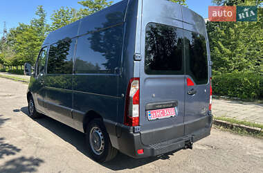 Грузопассажирский фургон Renault Master 2018 в 