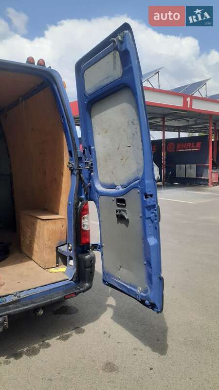Грузовой фургон Renault Master 2005 в Виннице