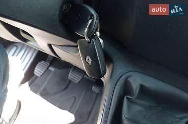 Грузовой фургон Renault Master 2022 в 