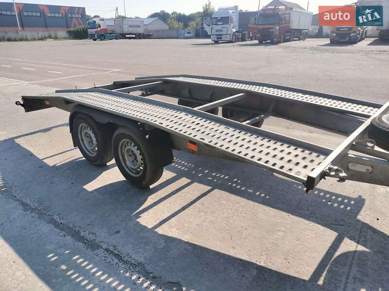 Автовоз Renault Master 2016 в Рівному