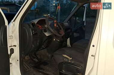 Грузовой фургон Renault Master 2015 в 
