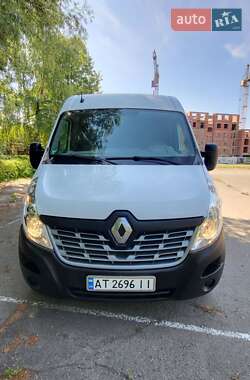 Грузовой фургон Renault Master 2015 в 