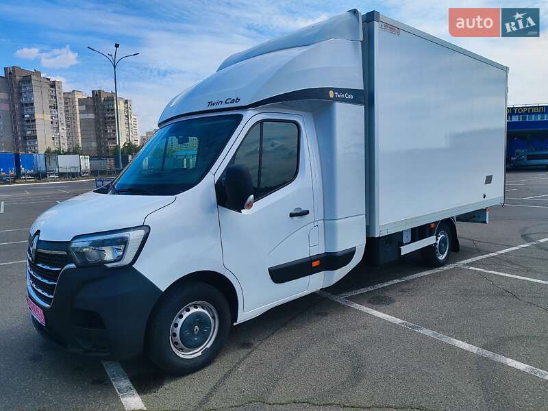 Renault Master 2021
