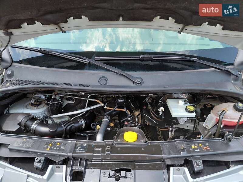 Грузовой фургон Renault Master 2017 в Ивано-Франковске