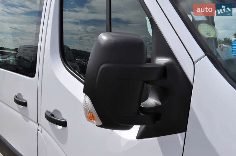 Грузопассажирский фургон Renault Master 2018 в Киеве