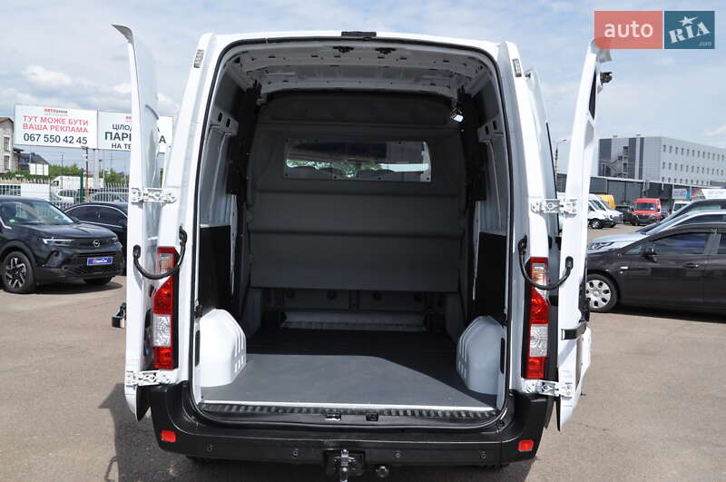 Грузопассажирский фургон Renault Master 2018 в Киеве