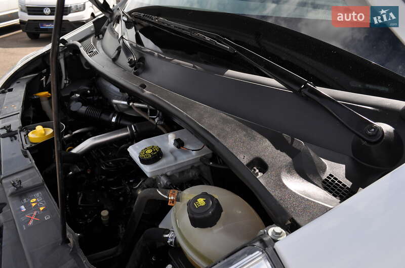 Грузопассажирский фургон Renault Master 2018 в Киеве