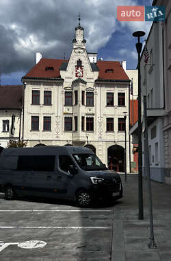Микроавтобус Renault Master 2020 в 