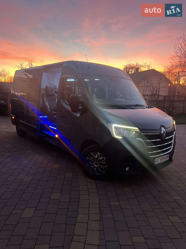 Микроавтобус Renault Master 2020 в Болехове