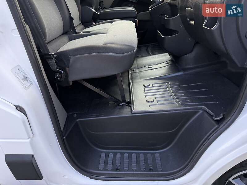 Автовоз Renault Master 2015 в Тернополе