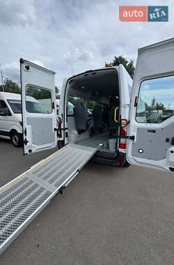 Микроавтобус Renault Master 2020 в 