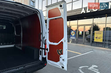Грузовой фургон Renault Master 2021 в 