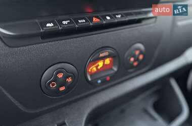 Грузовой фургон Renault Master 2021 в 