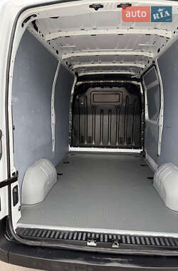 Грузовой фургон Renault Master 2019 в 