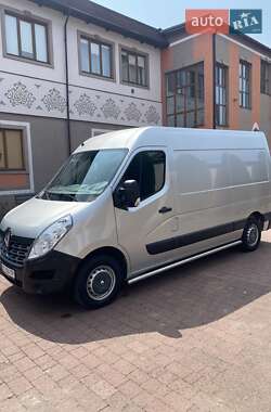 Вантажний фургон Renault Master 2015 в Стрию