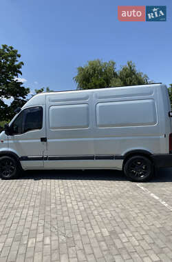 Грузовой фургон Renault Master 2001 в 