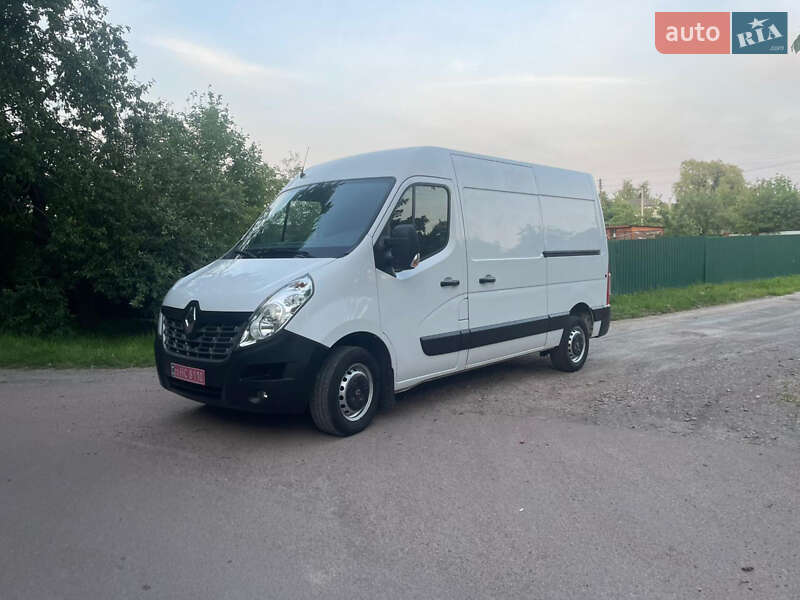 Грузовой фургон Renault Master 2019 в Коростене