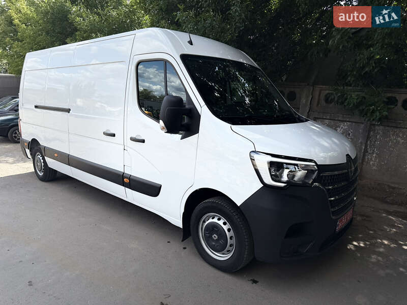 Грузовой фургон Renault Master 2020 в 