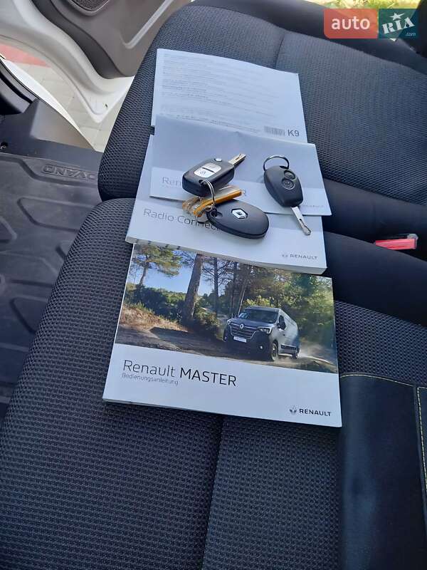 Вантажний фургон Renault Master 2021 в Черкасах