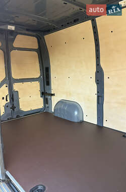Грузовой фургон Renault Master 2020 в 