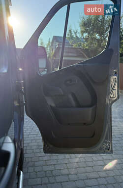 Грузовой фургон Renault Master 2020 в 