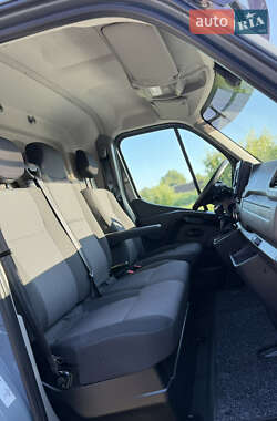 Грузовой фургон Renault Master 2020 в 