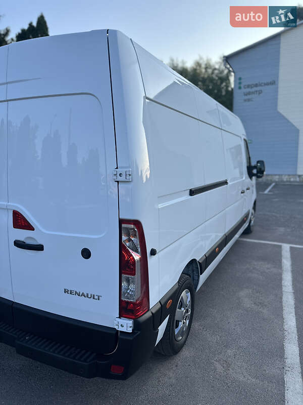 Вантажний фургон Renault Master 2020 в Дубні