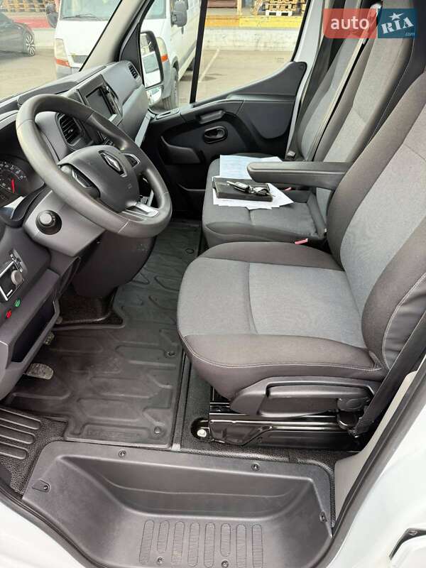 Грузовой фургон Renault Master 2020 в Луцке