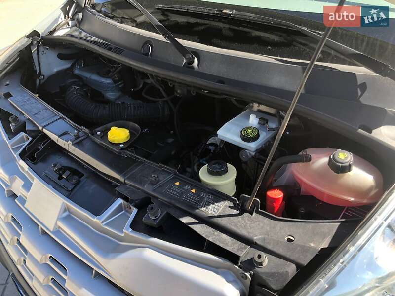 Грузопассажирский фургон Renault Master 2010 в Ковеле