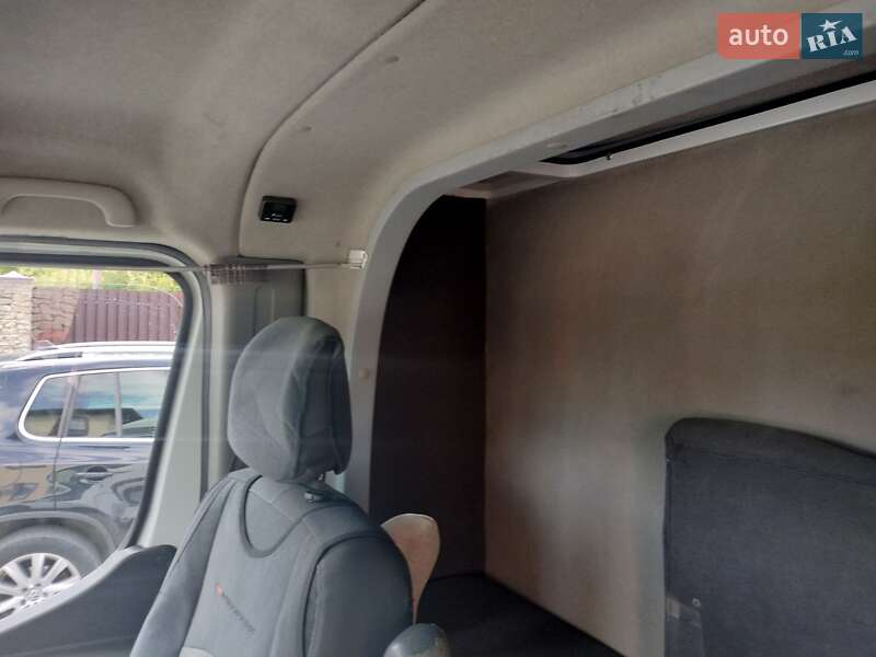 Автовоз Renault Master 2016 в Рівному