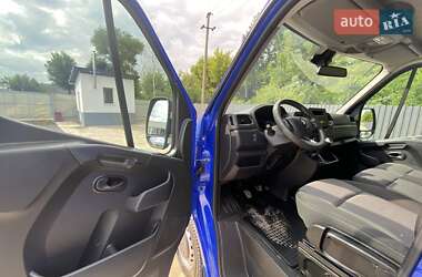 Вантажний фургон Renault Master 2023 в 