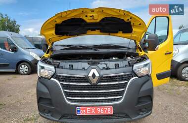 Грузовой фургон Renault Master 2020 в 
