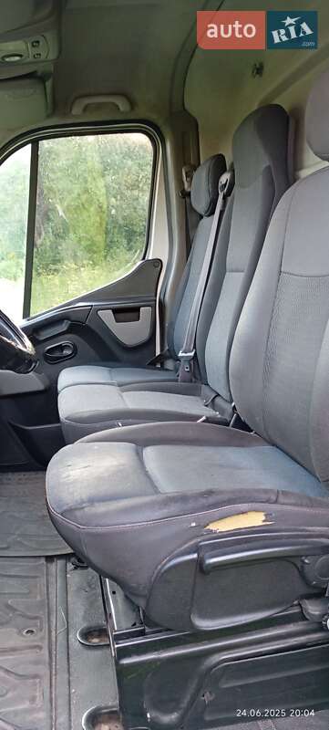 Грузовой фургон Renault Master 2014 в Ровно