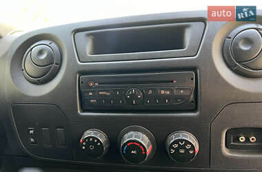 Грузовой фургон Renault Master 2013 в 