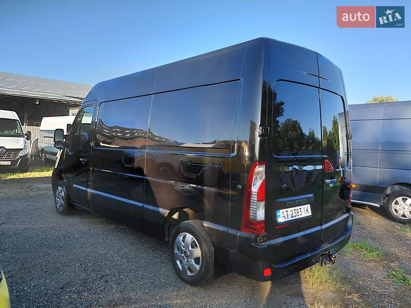 Грузовой фургон Renault Master 2016 в Ивано-Франковске