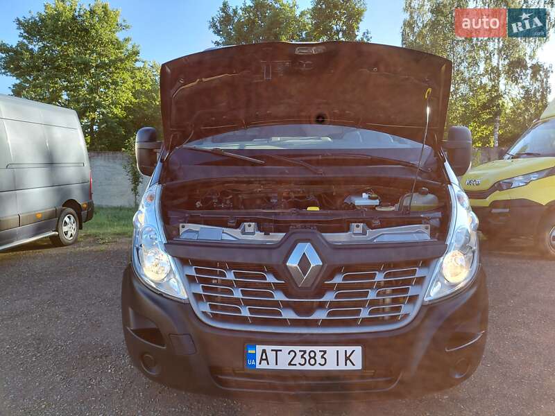 Грузовой фургон Renault Master 2016 в Ивано-Франковске