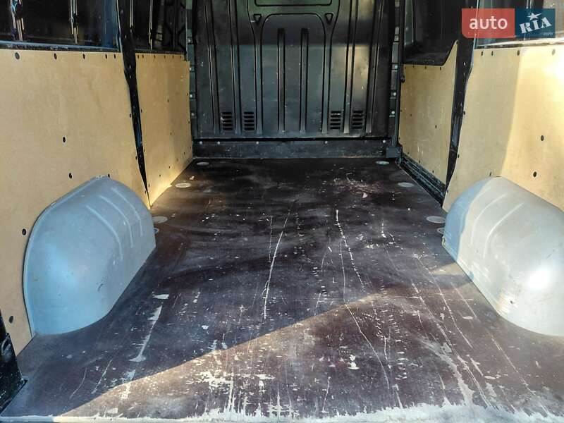 Грузовой фургон Renault Master 2016 в Ивано-Франковске