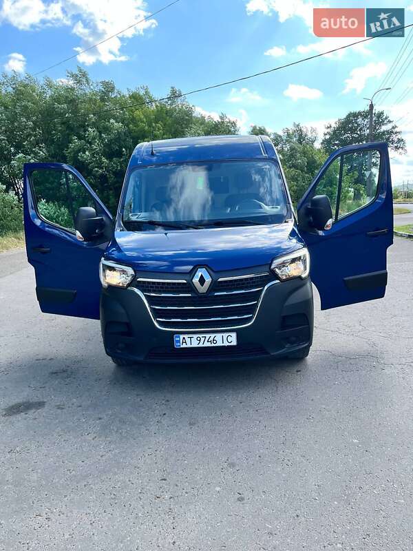Грузовой фургон Renault Master 2020 в Калуше