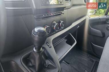 Грузовой фургон Renault Master 2021 в 
