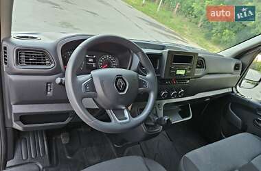 Грузовой фургон Renault Master 2021 в 